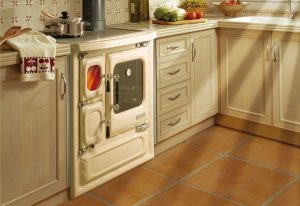 cocina de leña esmaltada con horno Hergom